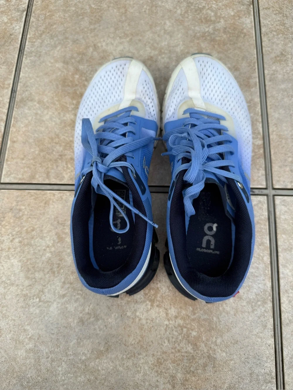 On Running Running Cloudflow 3.0 Women’s Blue Gradient Cloudswift Running Shoes.